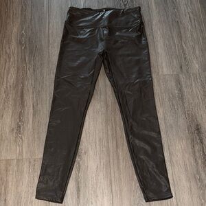 Sleek Olive Green Leggings